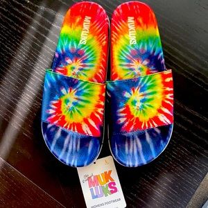 Muk Luk tie dye slides 9-10